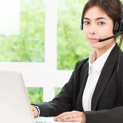 Đội ngũ hỗ trợ khách hàng EV88